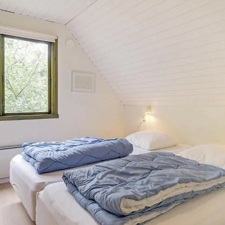 Ferienhaus Three-bedroom Holiday In Nexo 35 Balke